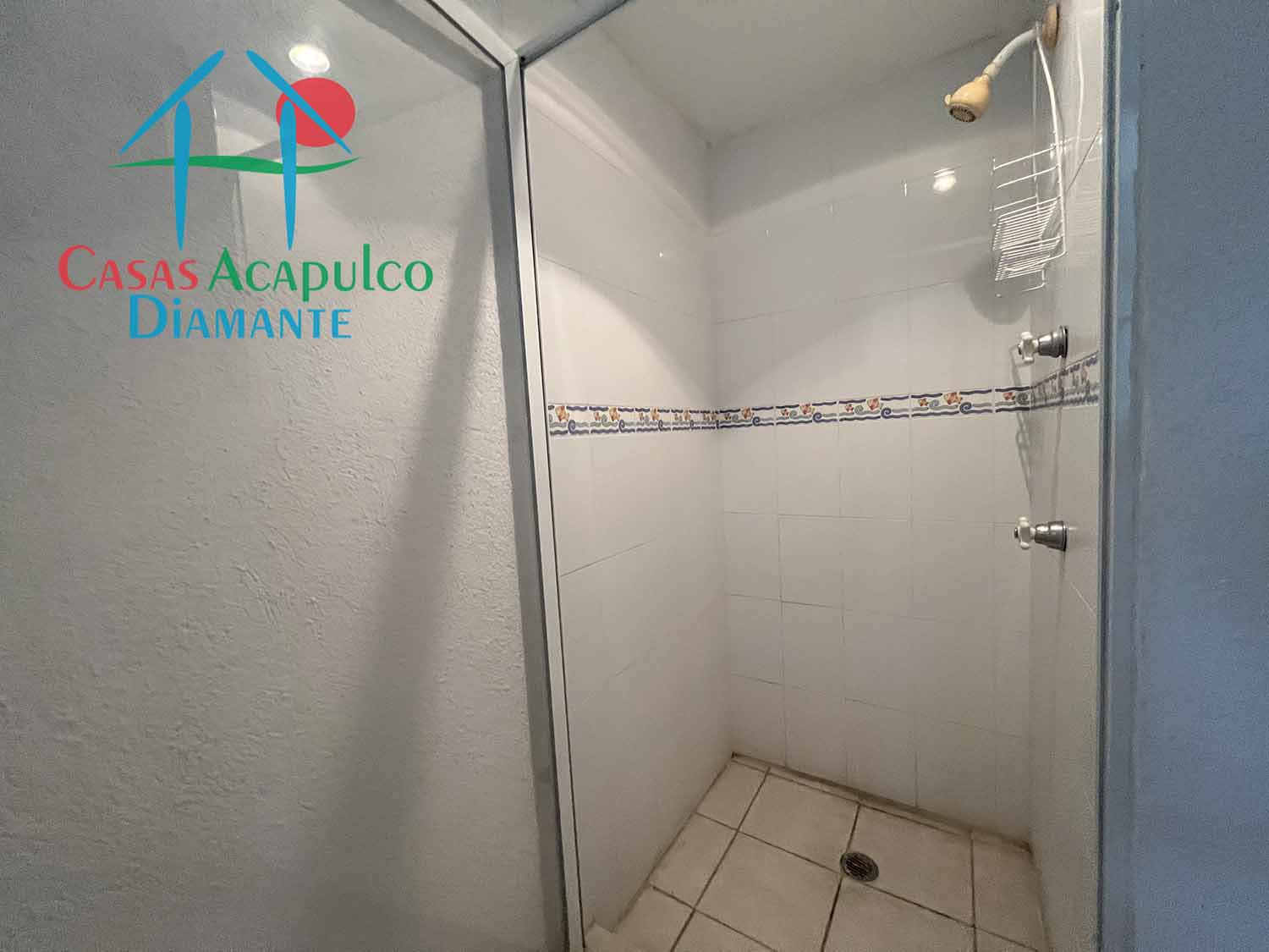 Brisas Diamante T2 119 - Baño completo 3